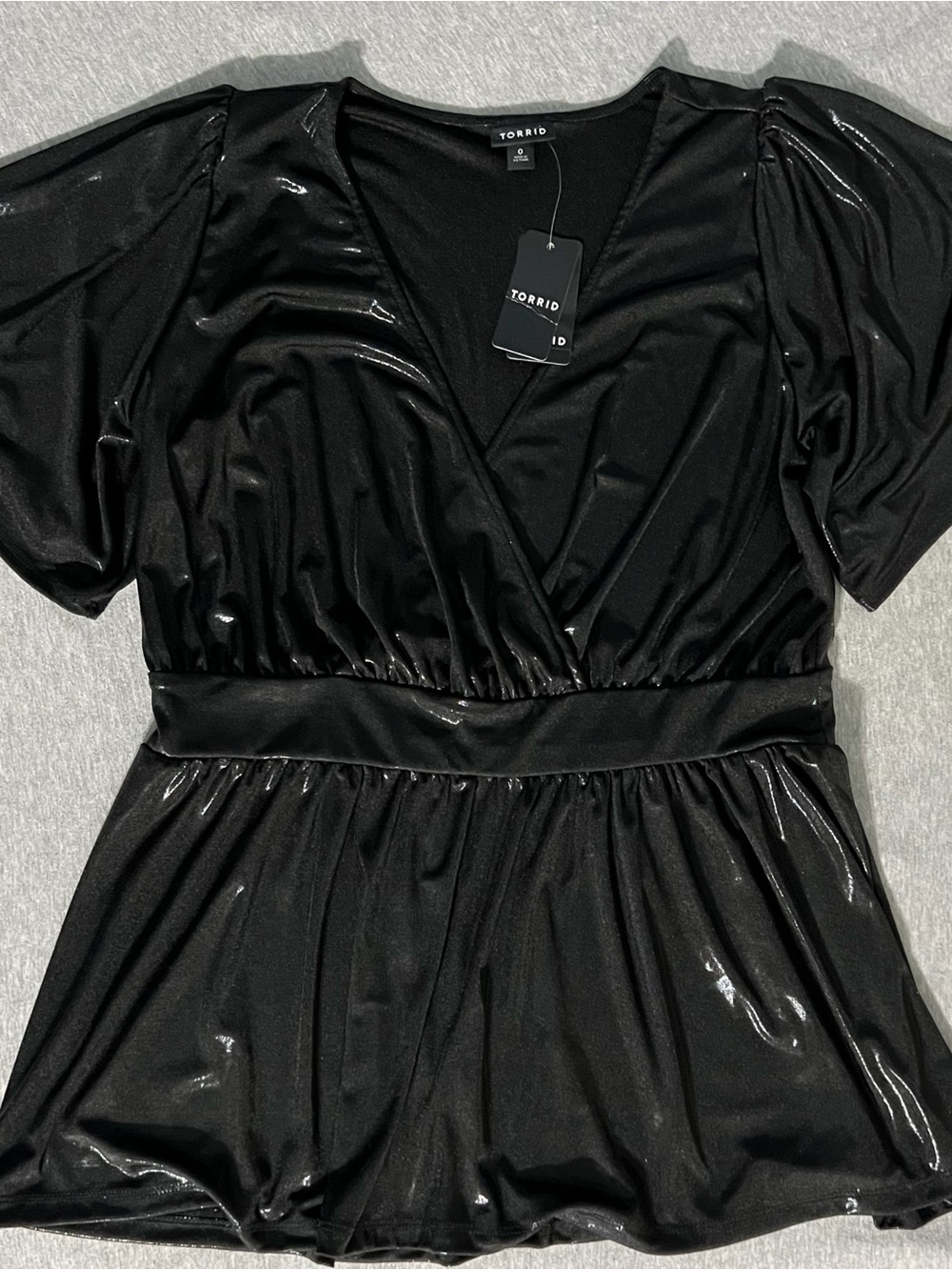 NWT Torrid Liquid Shine surplice peplum top - torrid 0 - size large (12)